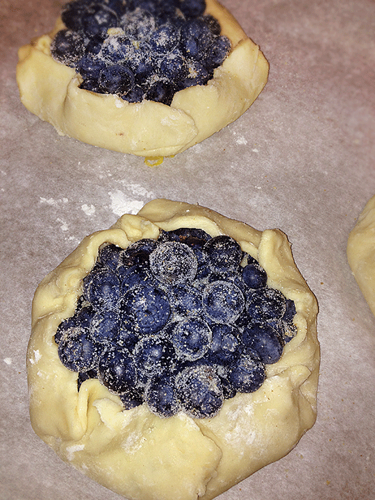 freeform blueberry tart